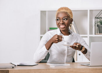 Girl Boss! Single & Successful