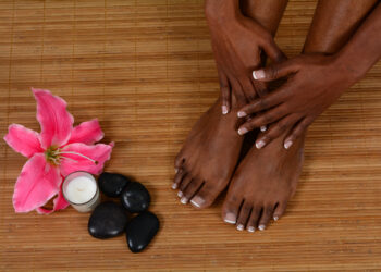 Tips for Healthy Looking Hands and Feet